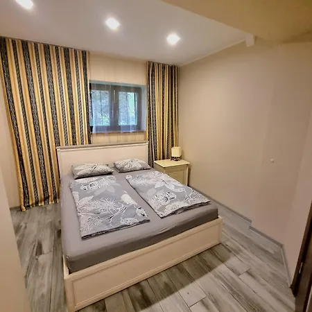 Spacious Apartment In The Quiet Center Apartment