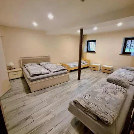 Апартаменты Spacious Apartment In The Quiet Center